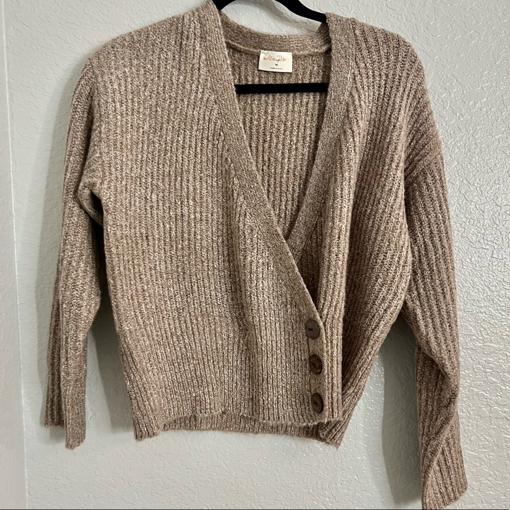 Comfy and cozy Allie Rose Beige knit cardigan sweater - Picture 9 of 11